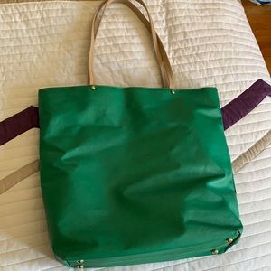 Green tote bag